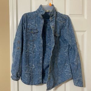 “Life in Progress” lace stitched denim shirt